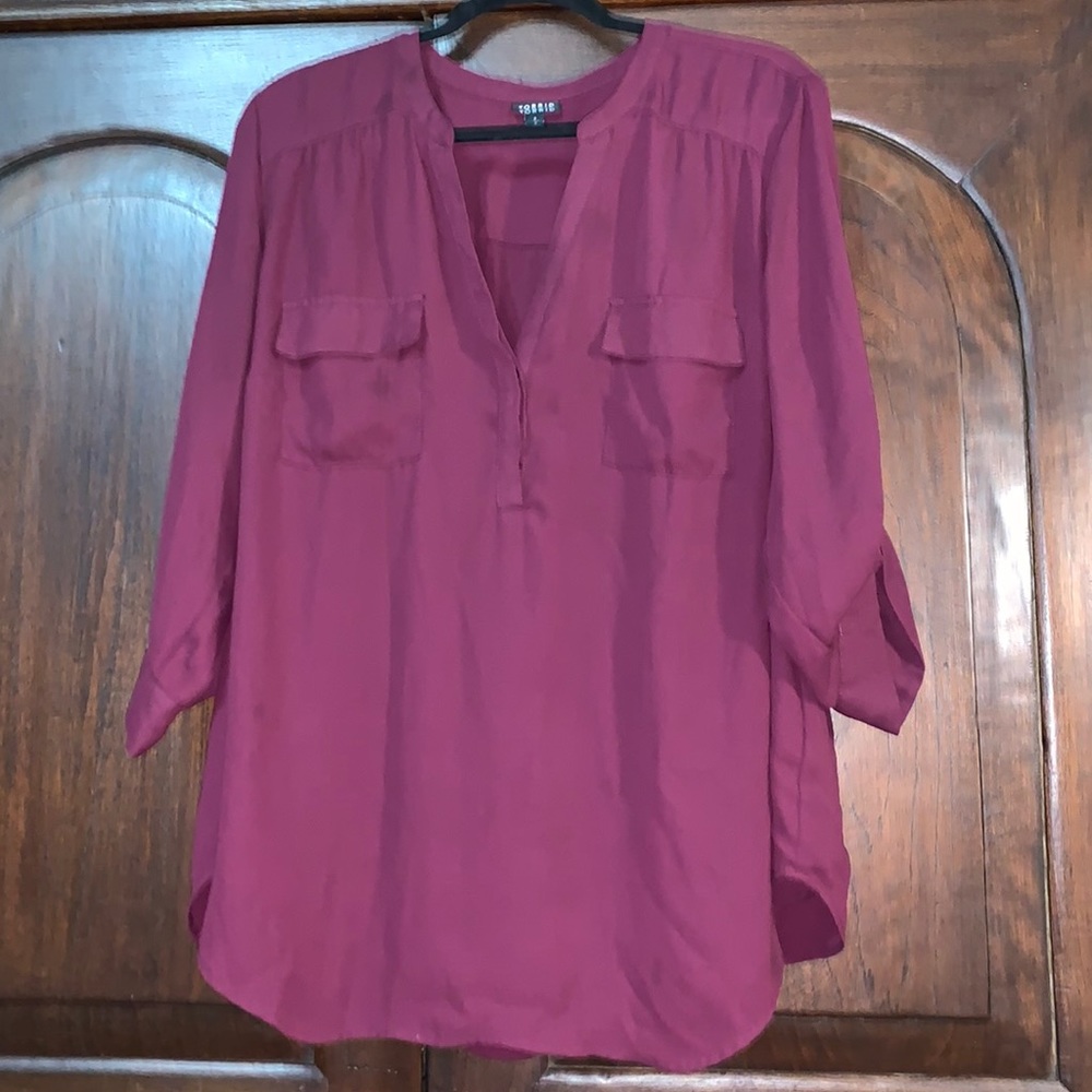 Like New! Torrid burgundy tunic, 3/4 sleeves